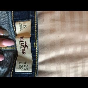 Hollister jeans